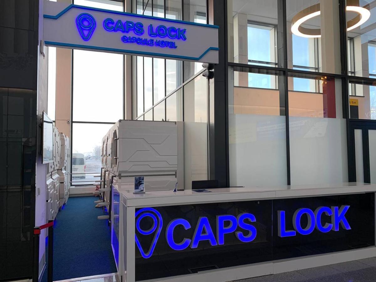 Caps Lock Airport Hotel アスターナ エクステリア 写真