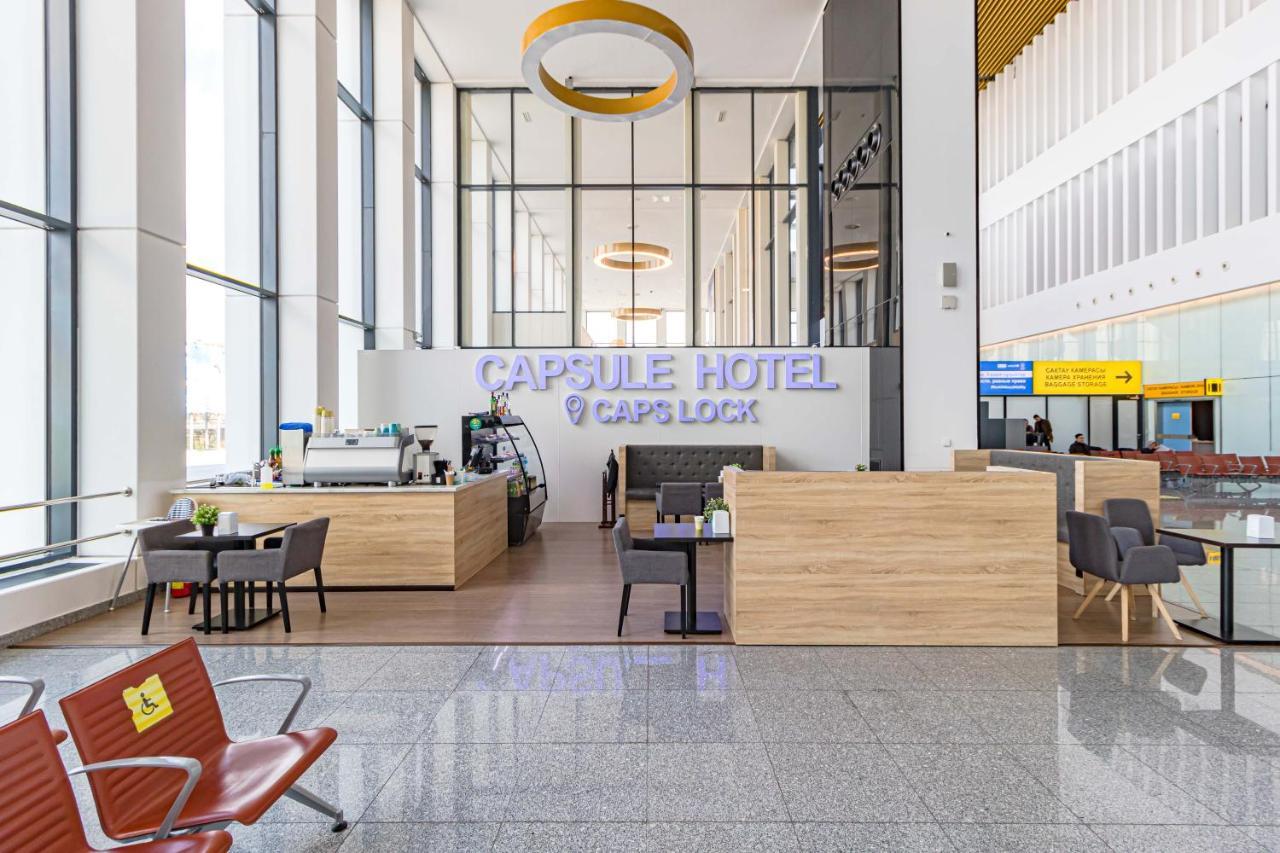 Caps Lock Airport Hotel アスターナ エクステリア 写真